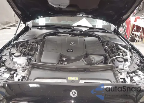 2025 Mercedes-Benz C 300 from USA, damaged, VIN W1KAF4GBXSR257799